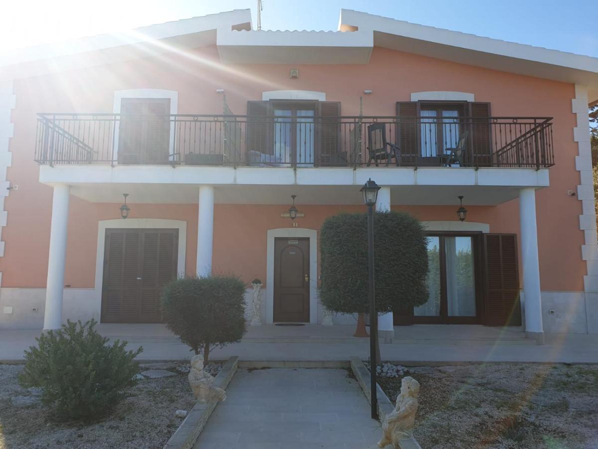 Bed And Breakfast Villa Fatima Trani Kültér fotó